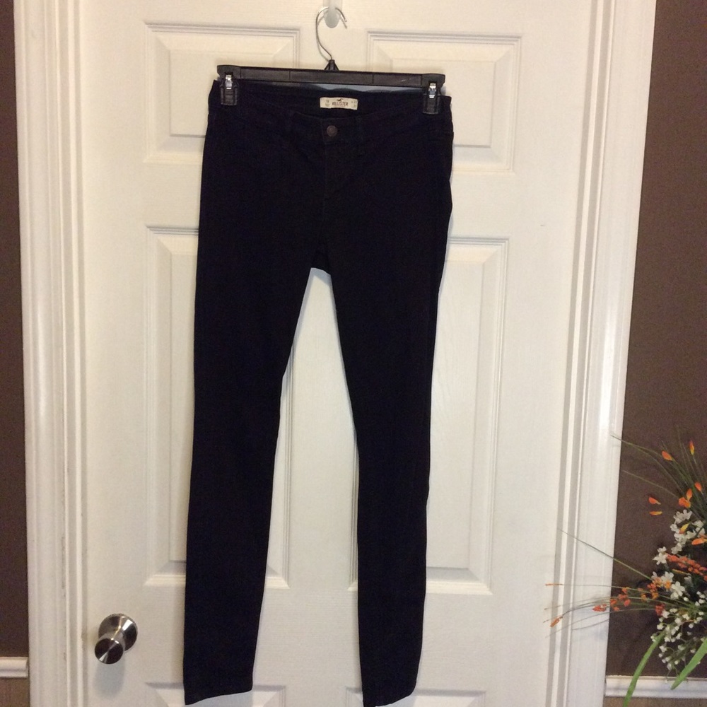 Hollister 7R black jeans for girls